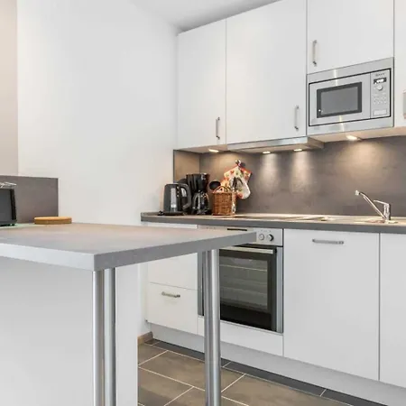 Apartamento 93 Id 082 *