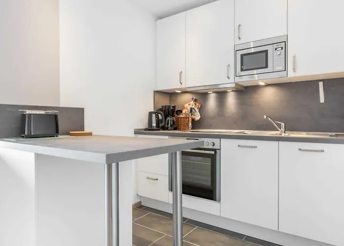 Apartamento 93 Id 082 *